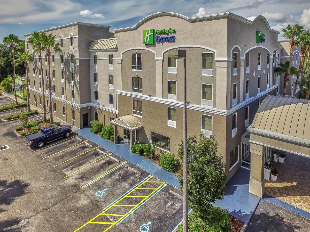 Holiday Inn Express Hotel & Suites Clearwater Us 19 North By Ihg Exterior foto