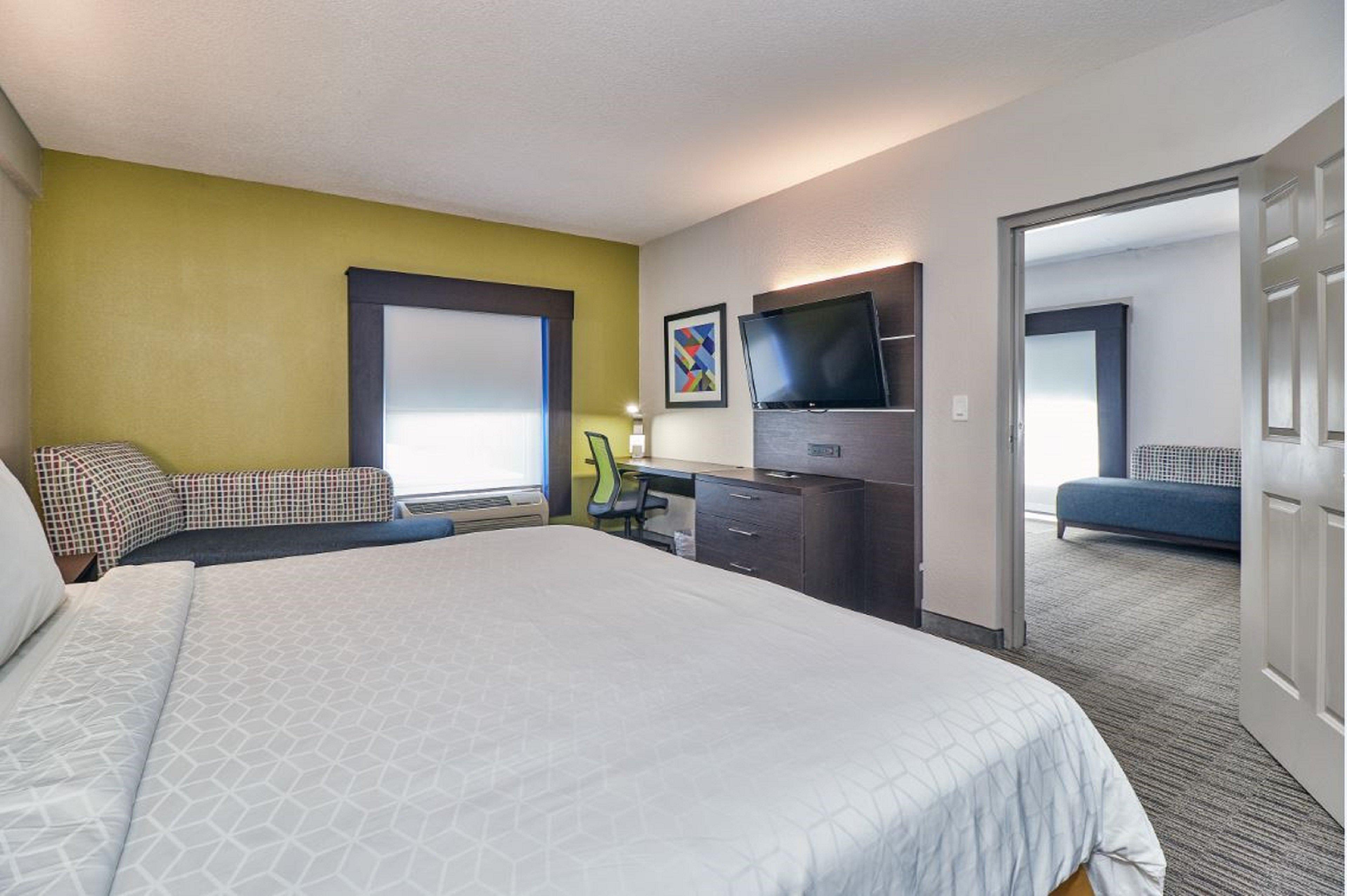 Holiday Inn Express Hotel & Suites Clearwater Us 19 North By Ihg Exterior foto