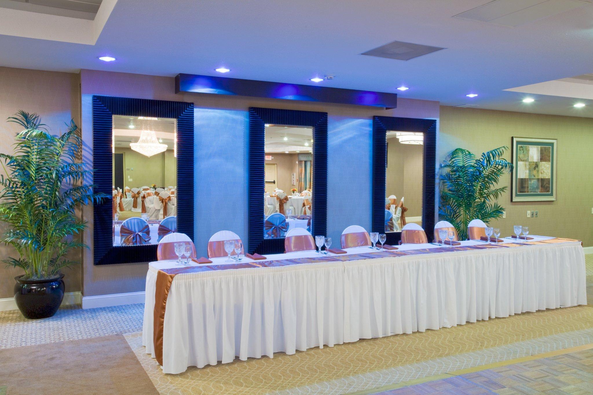 Holiday Inn Express Hotel & Suites Clearwater Us 19 North By Ihg Exterior foto